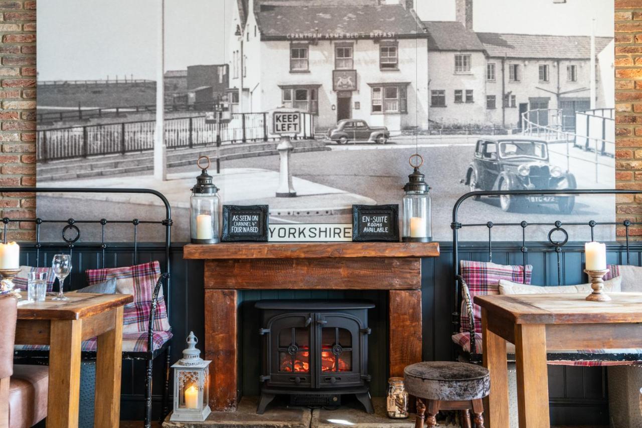 Grantham Arms Hotel Boroughbridge Eksteriør billede